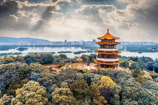 匈牙利永居转护照后期费用有哪些？入籍申请费